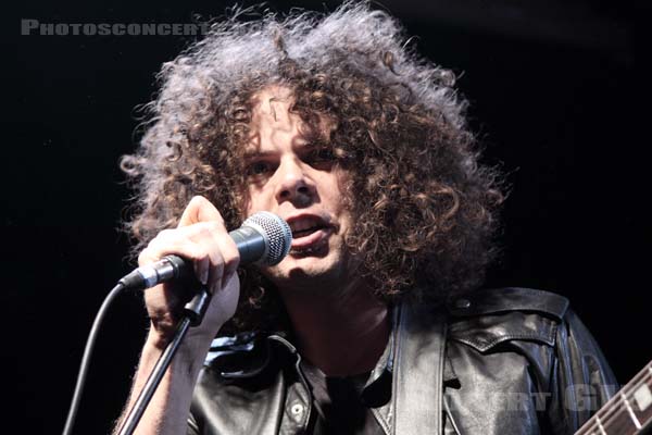 WOLFMOTHER - 2009-10-14 - PARIS - Trabendo - 